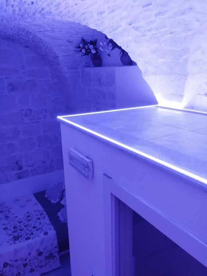 Al Bianco Nido White Stone Apt In Мартина Франка Екстериор снимка