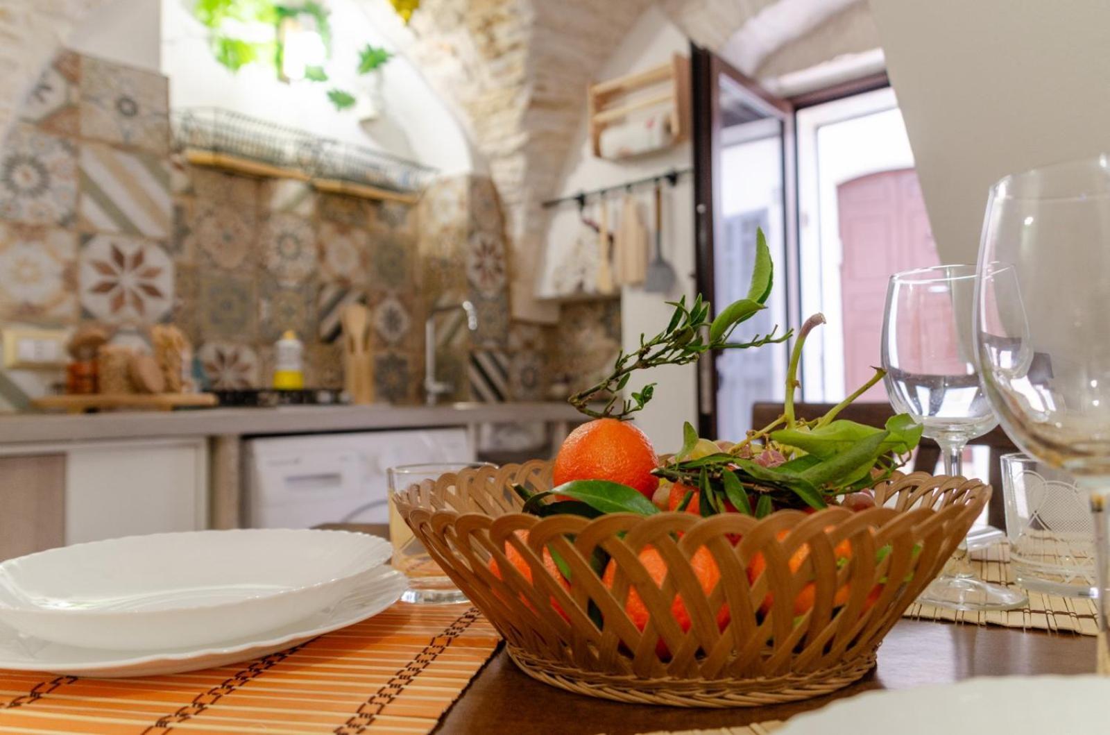 Al Bianco Nido White Stone Apt In Мартина Франка Екстериор снимка