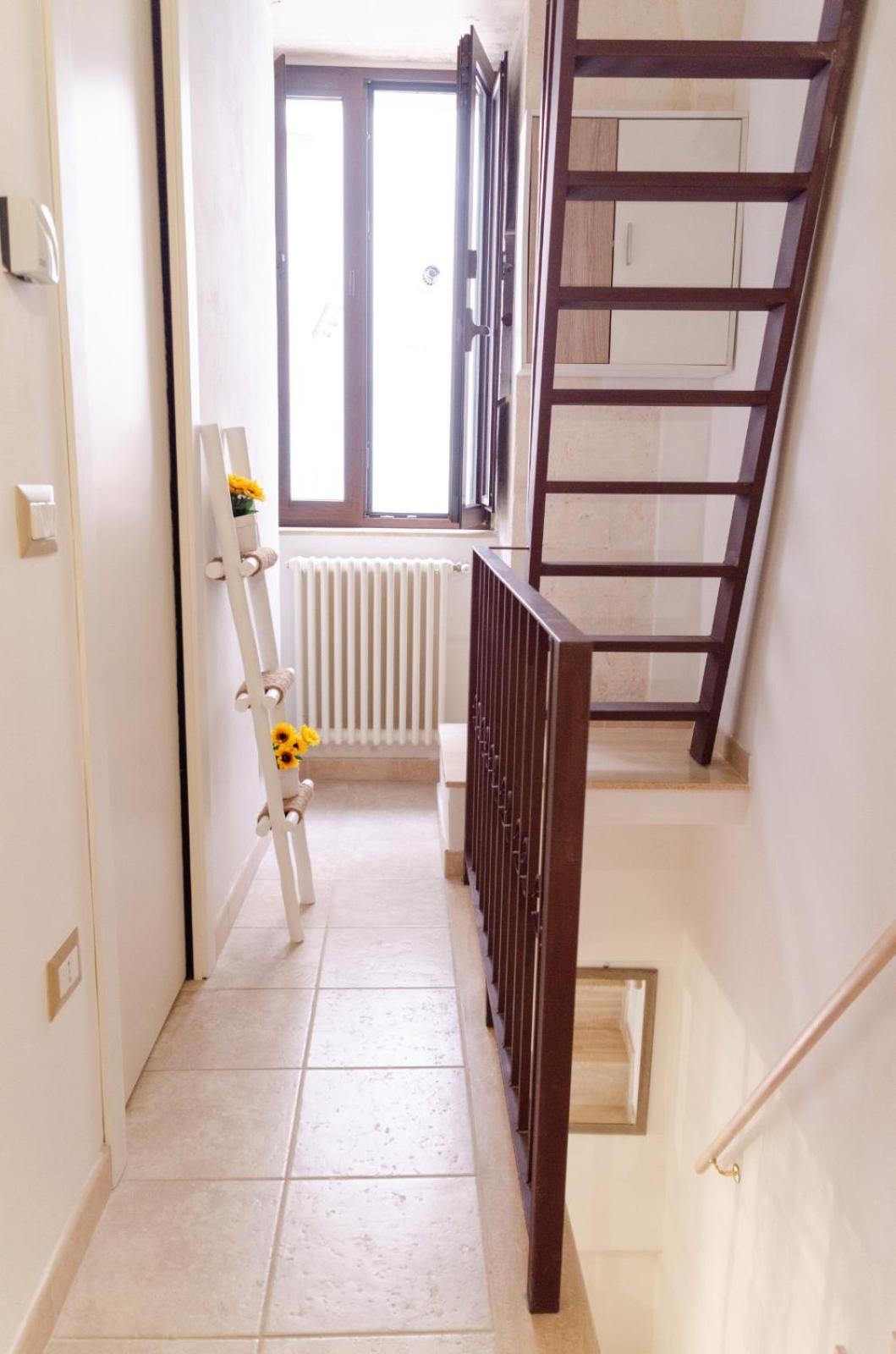 Al Bianco Nido White Stone Apt In Мартина Франка Екстериор снимка